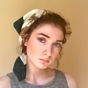 Green Patterned Scarf